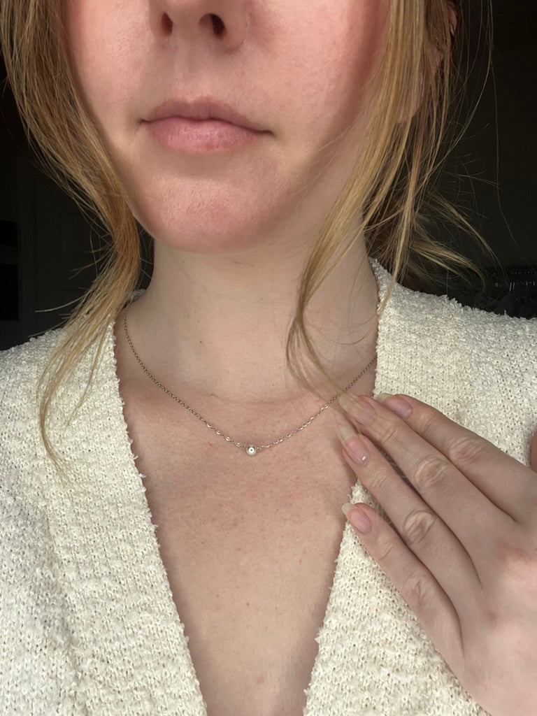 Dainty Pearl Necklace