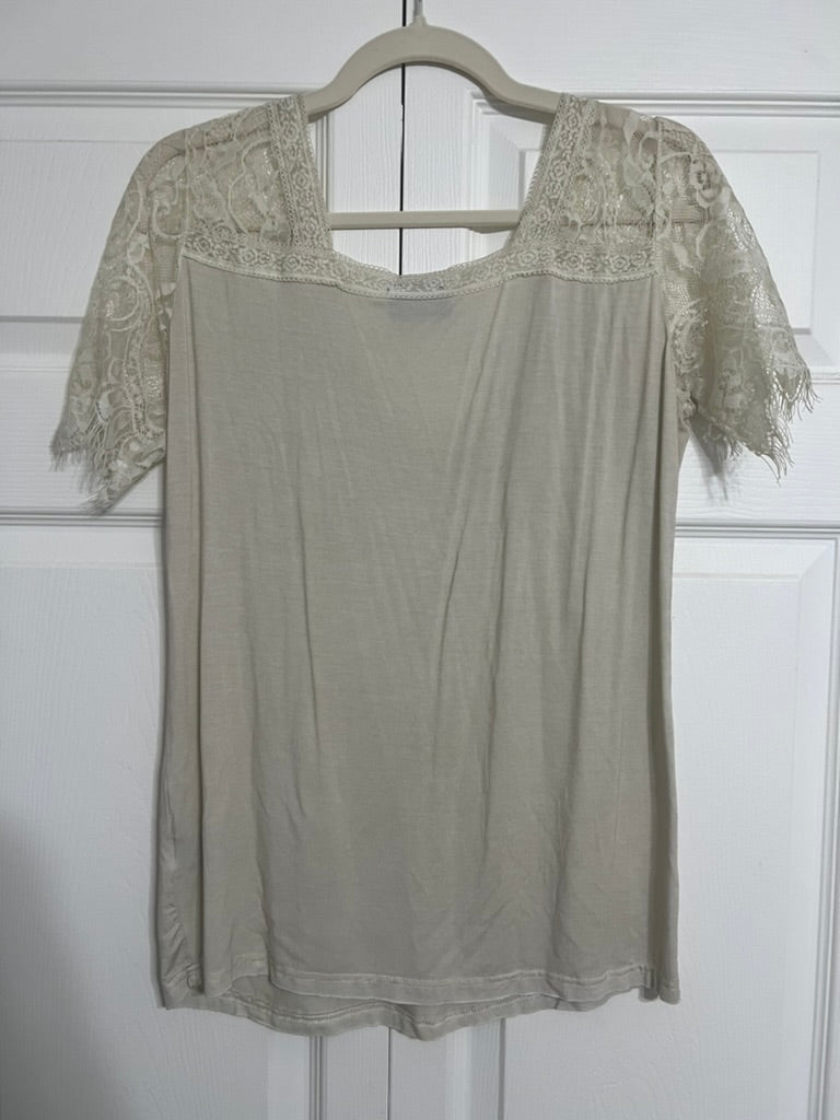 Brooke's Closet: Cream Lace Tshirt