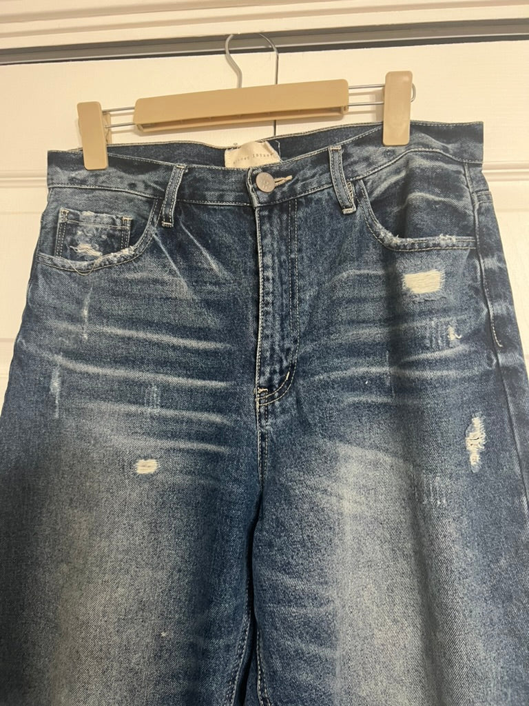 Brooke's Closet: Loose Fit Boyfriend Jean