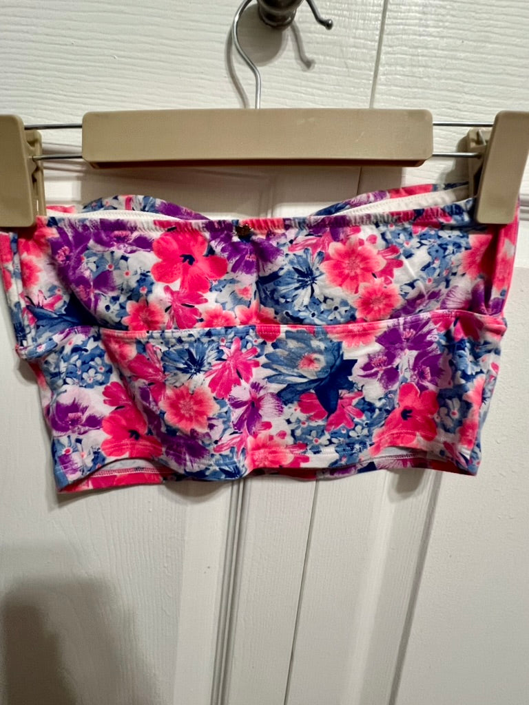 Brooke's Closet: VS Floral Print Crop Top