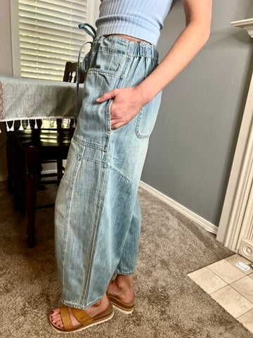 LucyBrook Boutique Relaxed Crop Wide Leg Denim Pants