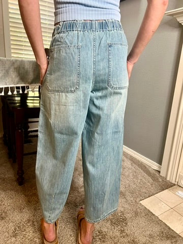 LucyBrook Boutique Relaxed Crop Wide Leg Denim Pants