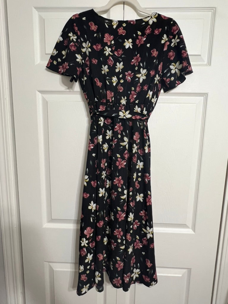 Brooke's Closet: Floral Midi Dress