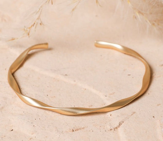 Gold Twist Cuff